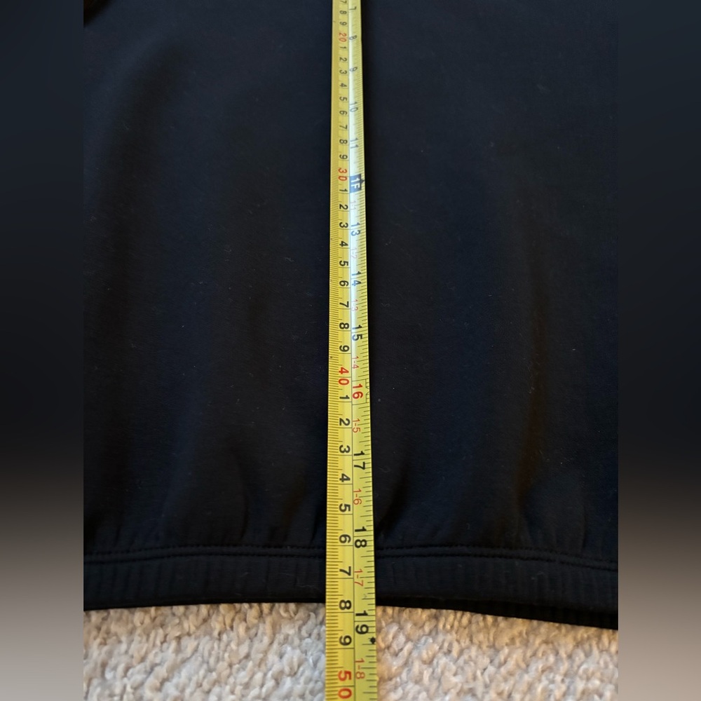 SPANX AirEssentials Crop Hoodie Size Medium Like New - Picture 8 of 9